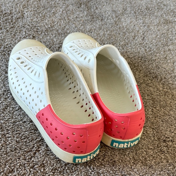 Native Shoes - Native Ladies White Slip-On Shoes with Pink